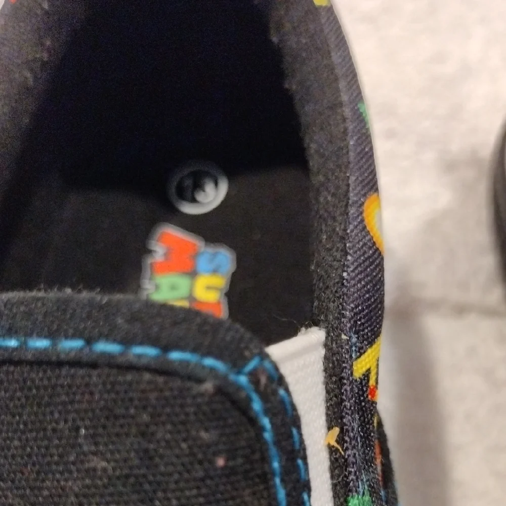 Kids Slip-On Shoes with Cartoon Design - Picture 3 of 5